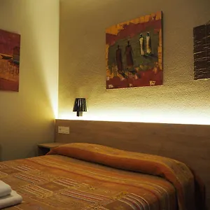 Acella ***** Pamplona